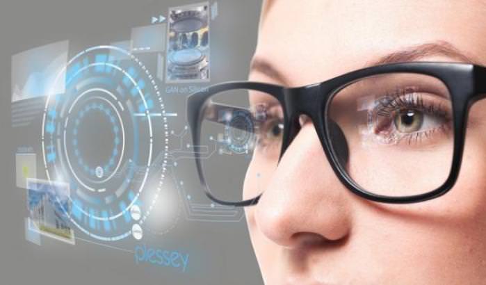 Occhiali intelligenti: Facebook sceglie Luxottica per il nuovo progetto