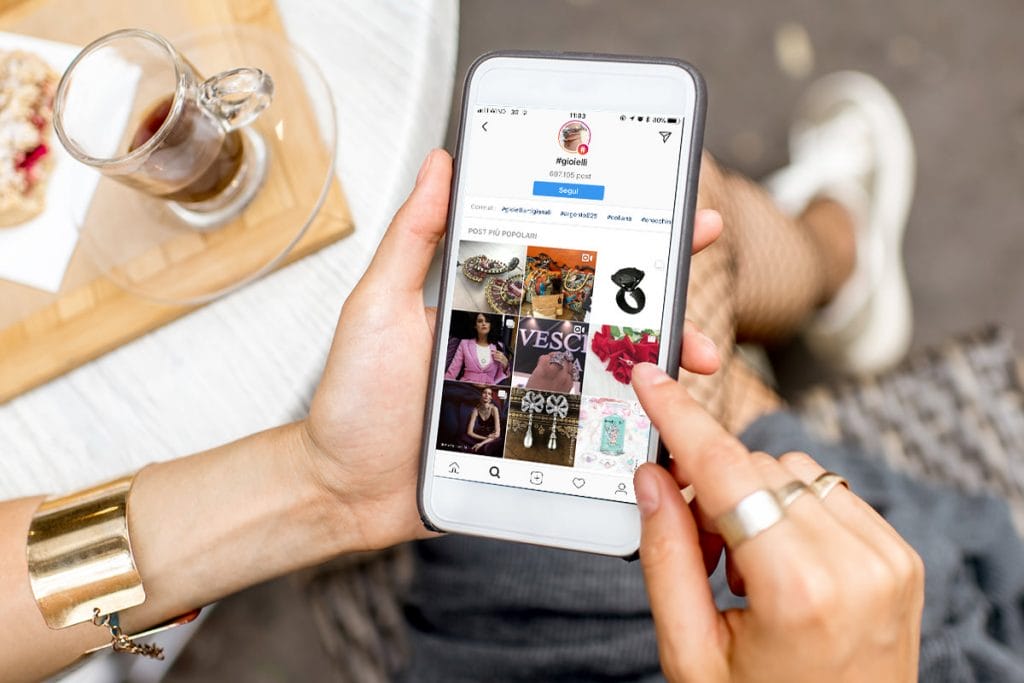 Tech addicted su Instagram vince il lusso