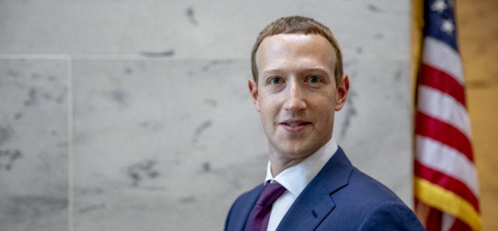 Facebook e la nuova Tab News: gli editori raggiungono un accordo. Marck Zuckerberg