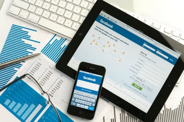 Violati i numeri di telefono su Facebook: i dati privati degli utenti finiscono online
